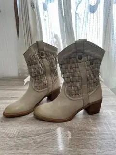 グレー 編み込みデザイン カジュアルブーツ