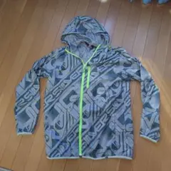 QUIKSILVER フード付きナイロンジャケット グレー/カモフラージュ