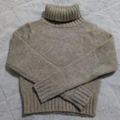 NICE CLAUP ベージュ タートルネックセーター