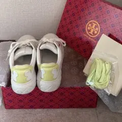 Item thumbnail for item ad378a6e-3983-42c4-a152-e1395b4dc180