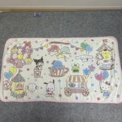 【美品】サンリオキャラクターズ当たりくじ 遊園地 ブランケット2020秋冬