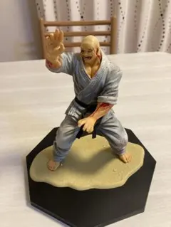 【流通限定】RDF 愚地独歩フィギュア黒道着　グラップラー刃牙　箱無し オマケ付 2025年最新】愚地独歩フィギュアの人気アイテム - メルカリ