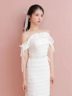 Off shoulder shirring race setup