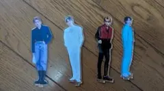 スキズ straykids アクリルスタンド 4体セット leeknow リノ