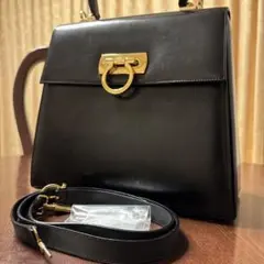 週末セール‼️最高級 フェラガモ ガンチーニ ドップハンドル 黒