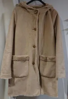 ベージュ フード付きムートンコート 美品