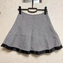 千鳥柄　膝丈フレアスカート