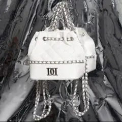 Darich ノベルティ キルティングチェーンリュック