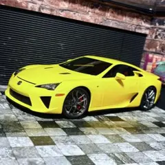 1/18 AUTOart レクサス LFA パールイエロー 後期改修版のサムネイル