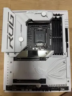 iiyama スリムPC Core i3-13100F /nvme 512GB - メルカリ