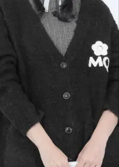 MARY QUANT MQロゴ刺繍入りニットカーディガンのサムネイル