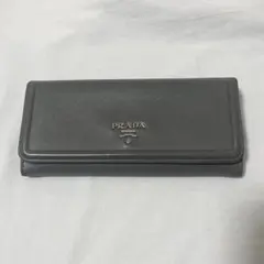 【土日セール10%off】PRADA 長財布 グレーのサムネイル