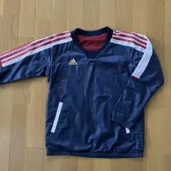adidas ピステ ネイビー 長袖 Vネック　140