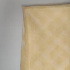 淡い黄色 ダイヤモンドパターン 生地