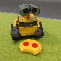 ディズニー ウォーリー ラジコン WALL・E 動作確認済 - メルカリ