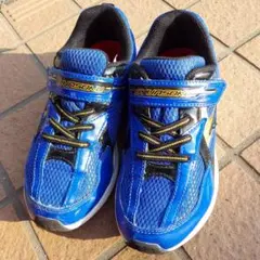 瞬足　20cm　ブルー　男の子　スニーカー　青　シューズ