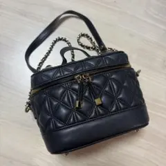 Item thumbnail for item d8ed6fa4-b9a5-4b41-8e0f-e57e7519b2bc