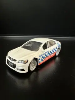 Matchbox Holden VF Commodore SSVのサムネイル