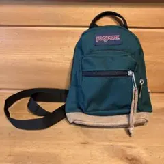 【新品未使用‼️】JANSPORT ジャンスポーツ　ミニバックパック　深緑　革底のサムネイル