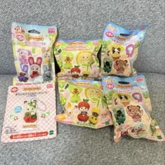 シルバニアファミリー　フルーツ　デリシャスパレード　カラフル　キーチェーン　6点