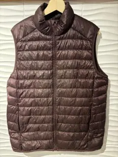 ユニクロUNIQLOウルトラライトダウンベスト ブラウン
