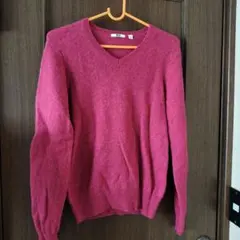 UNIQLO ピンク Vネック セーター Sサイズ