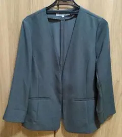 ◆美品◆NATURAL BEAUTY BASIC 　綺麗めノーカラージャケット