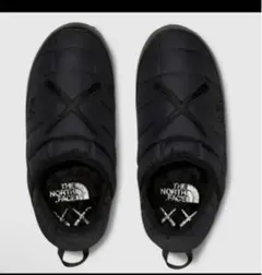最終値下げ！THE NORTH FACE × KAWS スリッポン