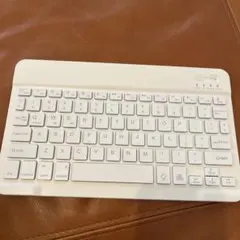 Bluetooth薄型英語配列キーボード本体