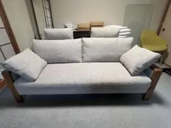 カリモク UU89アーム無垢材 高級 3人掛けソファ 羽毛フェザー UUシリーズ