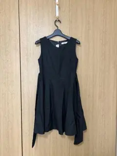 titty&Co. ノースリーブ フレアワンピース ブラックのサムネイル