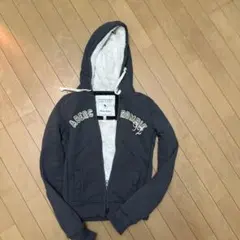 アバクロ　パーカー