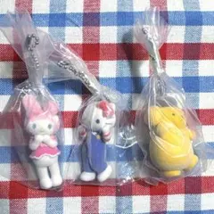 ガチャガチャ　サンリオ　ミニチュアチャーム