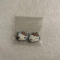 サンリオ　ハローキティ　刺繍ミニワッペン