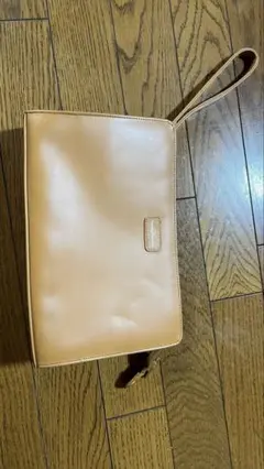 【美品】クラッチバッグ　レザー調