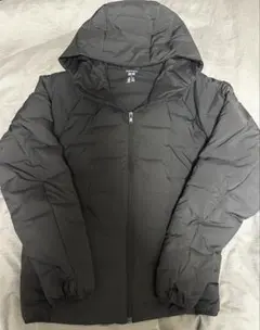 UNIQLO(ユニクロ) フード パフテックパーカー黒