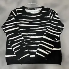 【EMODA 】ゼブラ柄 ニット 長袖白✖︎黒 フリーサイズ