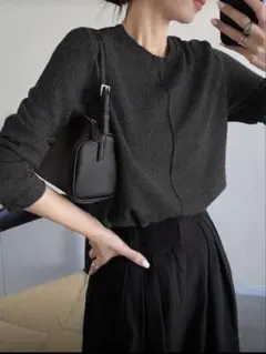 ラウンドネック