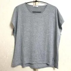 フレンチスリーブ　リラックスTシャツ　M〜L