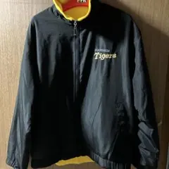 2025年最新】タイガースリバーシブルブルゾンの人気アイテム - メルカリ