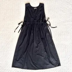 【美品】Bab バブ Vネックサイドリボンワンピース ジャンパースカート 黒のサムネイル
