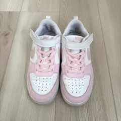 NIKEコート バーロウ 21cm ピンク×ホワイトのサムネイル