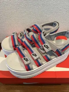 NIKE サンダル　アイコン　クラッシック　サンダル