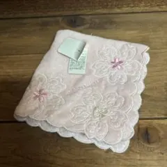 ジルスチュアート　ピンク 桜刺繍 ハンカチ