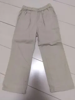 ベージュの長ズボン 100cm