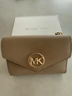 [新品未使用] MICHAEL KORS ベージュ 三つ折り財布