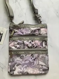 Lesportsac 蝶と花のサコッシュ