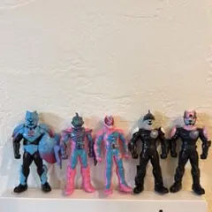 仮面ライダー リバイス　フィギュア 5体セット