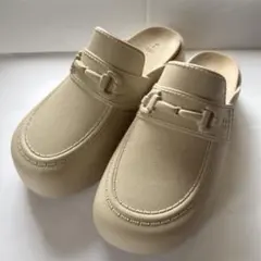 GU rohk サンダル　25.0