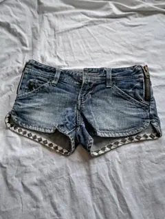 デニムショートパンツ サイドジッパー付き